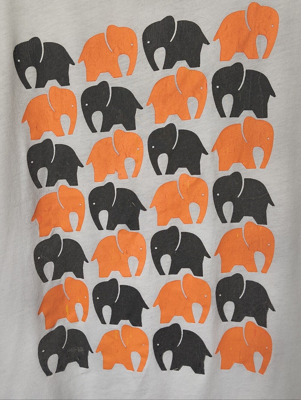 White Elephant Graphic T-Shirt Women’s Small Orange Black Animal Print Casual - Picture 3 of 6